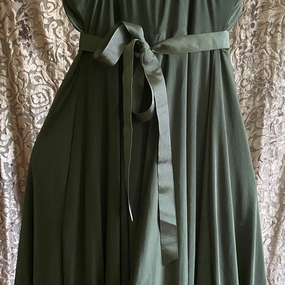 Dress - Picture 3 of 4